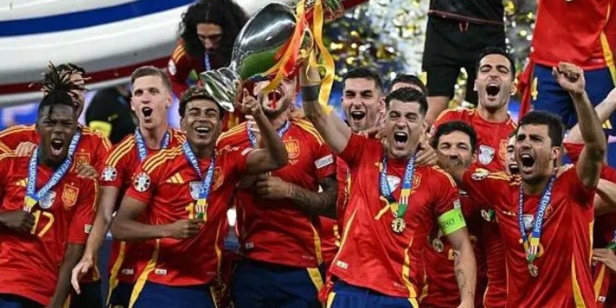 Spanje verslaat Engeland en wint de Europa Cup 2024!